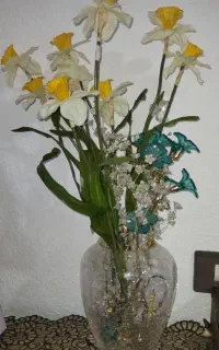 گل و گلدان