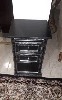 میز کوچک پاتختی یا تلفن