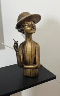 مجسمه تزیینی سالم و نو
