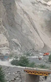 استخدام راننده کامیون در معدن شن ماسه