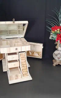 جعبه جواهرات چوبی