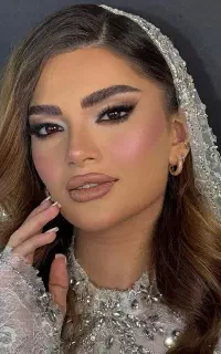 میکاپ گریم تخصصی و شنیون عروس و همراه
