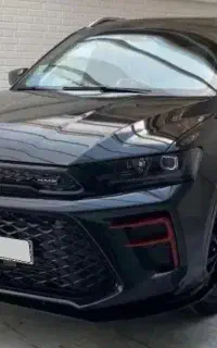 کی ام سی A5، مشکی. سرامیک ۵ ساله بدنه