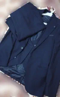 فروش یک دست کت و شلوار پسرانه