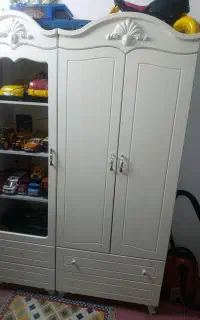 تخت وکمد کودک