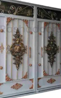 نقاش ساختمان ودرب