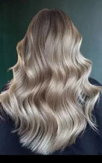 رنگ ولایت کلاهی
