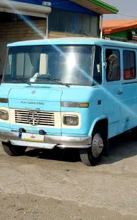 مینی بوس بنز ۶۴