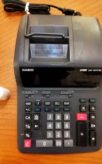 ماشین حساب casio آکبند