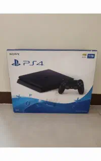 پلی استیشن ۴اخرین مدل ۲۲۱۵