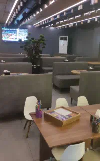 پرسنل آشپزخانه و ویتر خانم