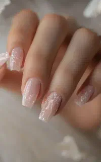آموزش کاشت ناخن فقط ۹۹۹هزار تومن