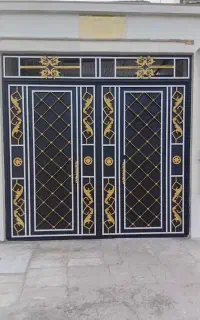رنگ آمیزی ساختمان درب وپنجره
