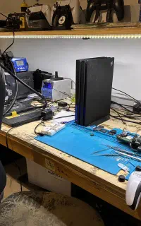 تعمیرات تخصصی PS5 و PS4  تعمیر انواع دسته