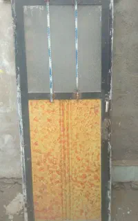 درب انباری و سرویس