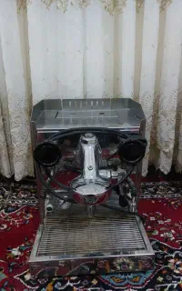 فرصت عالی برای راه‌اندازی یه کافه با وسایل در حد