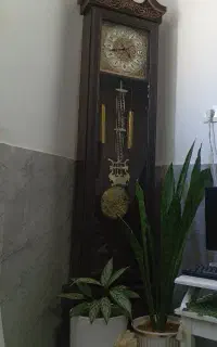 ساعت ایستاده چوبی