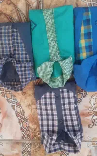 تعدادی یونیفرم ابتدایی