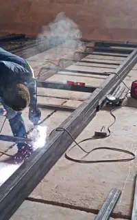 جوشکاری سیار در محل و اجرای شیروانی