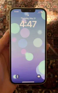 آیفون ۱۳ نرمال در حد نو