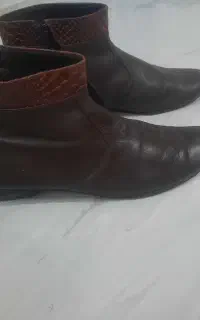 بوت چرم طبیعی زنانه در حد نو