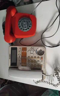 دوتا تلفن باهم سه تومن