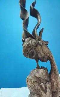 مجسمه بوسه در باد