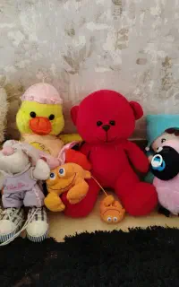 همه عروسکا فروشی
