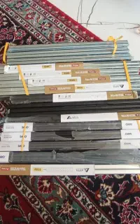 تعدادی ریل ارام بند