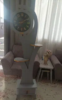 ساعت ایستاده