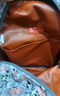 کوله مدرسه