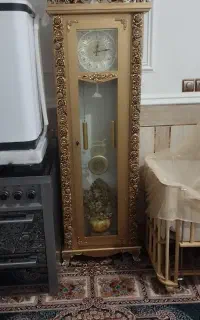 ساعت ایستاده