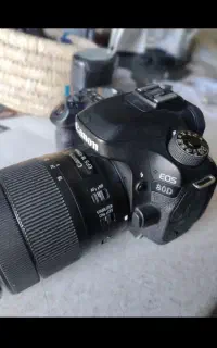دوربین حرفه ای
