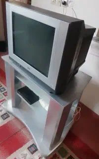 تلویزیون الجی ۲۱ اینچ
