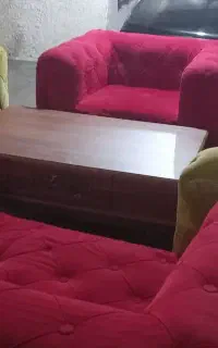 مبل و میز وسط