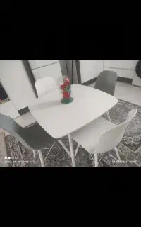 میز نهار خوری تمیز