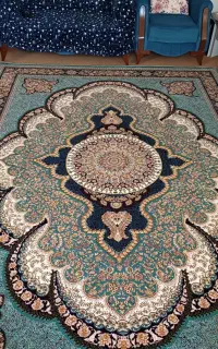 فرش ۹ متری در حد نو جفت و یه ۴ متری