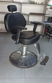 لوازم آرایشگاه صندلی و آیینه