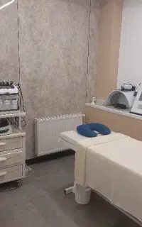 کلینیک زیبایی الگانس متل قو