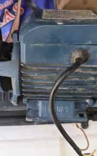 پمپ آب نیم اسب