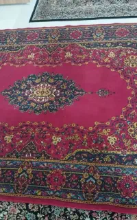 فرش ماشینی قرمز