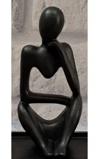 مجسمه آدم متفکر