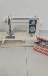 چرخ خیاطی ژانومه
