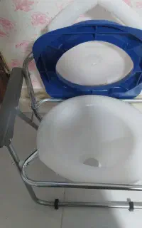 صندلی توالت