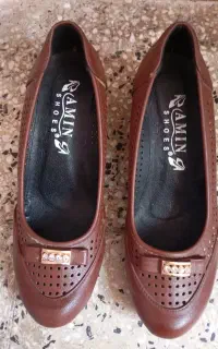 کفش زنانه  ومردانه