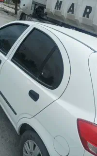 ماشین در حد و تر و تمیز
