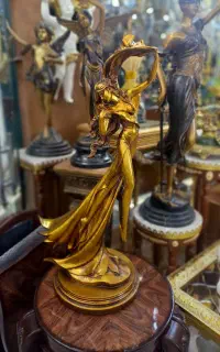 مجسمه پلی استر