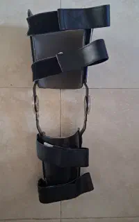 زانو بند طبی (بریس زانو )