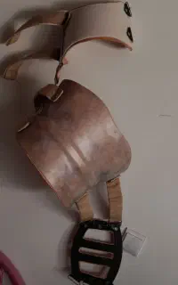 کمربند طبی دارای تکیه گاه ران سفارشی