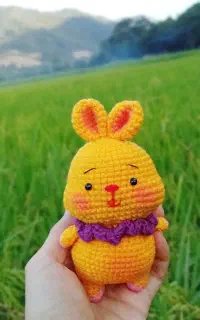 عروسک خرگوش بافتنی